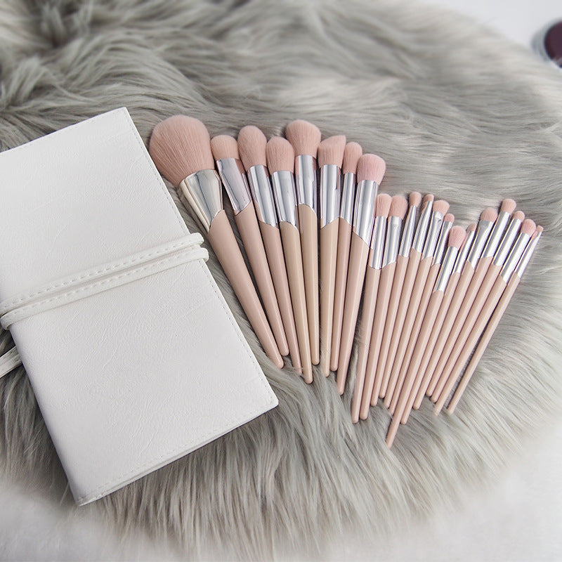Heart Nude Pink Makeup Brush