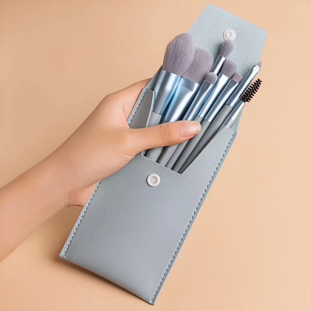 Travel Portable 8 Mini Makeup Brush Set