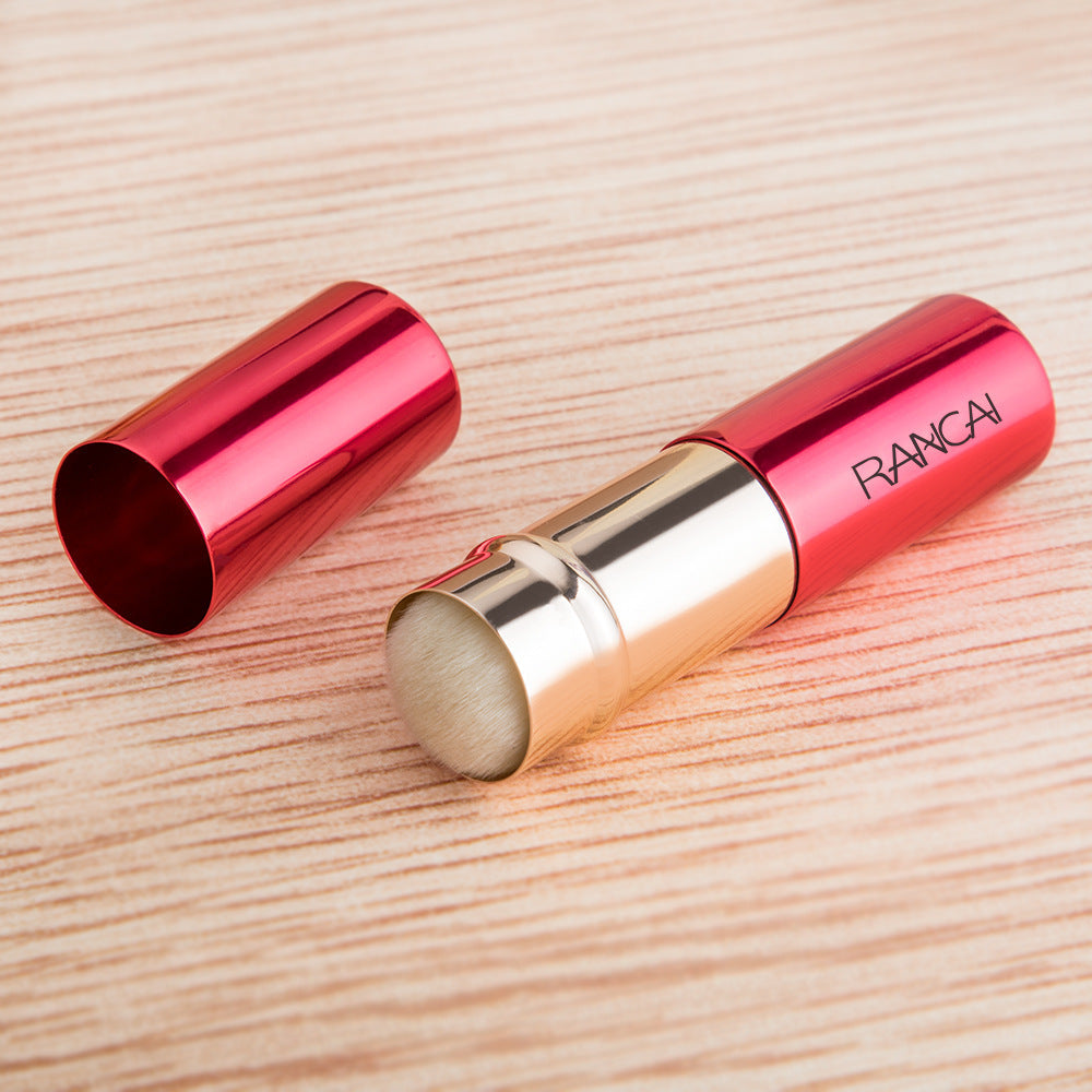 Mini retractable makeup brush